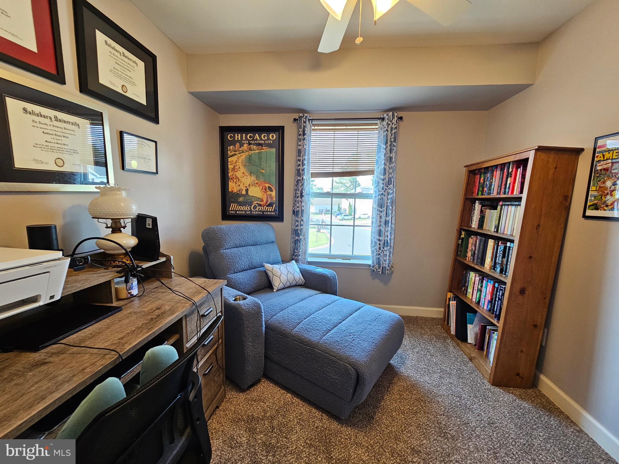 COLONIAL VILLAGE - Residential