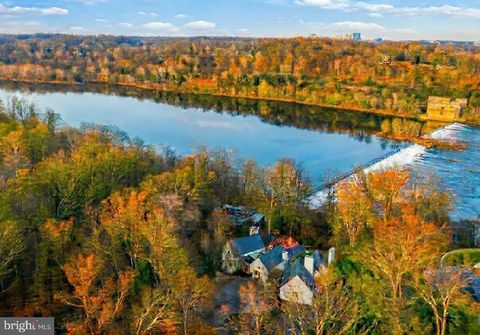 1100 CREST LANE MCLEAN VA 22101