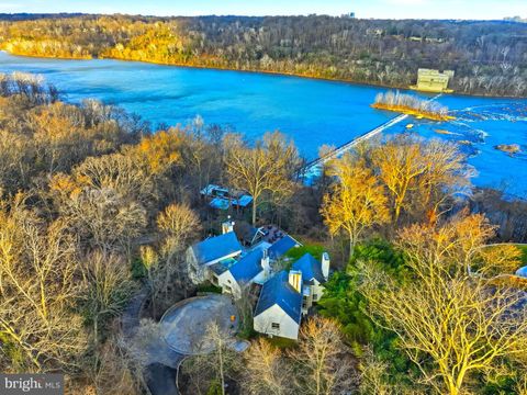 1100 CREST LANE MCLEAN VA 22101