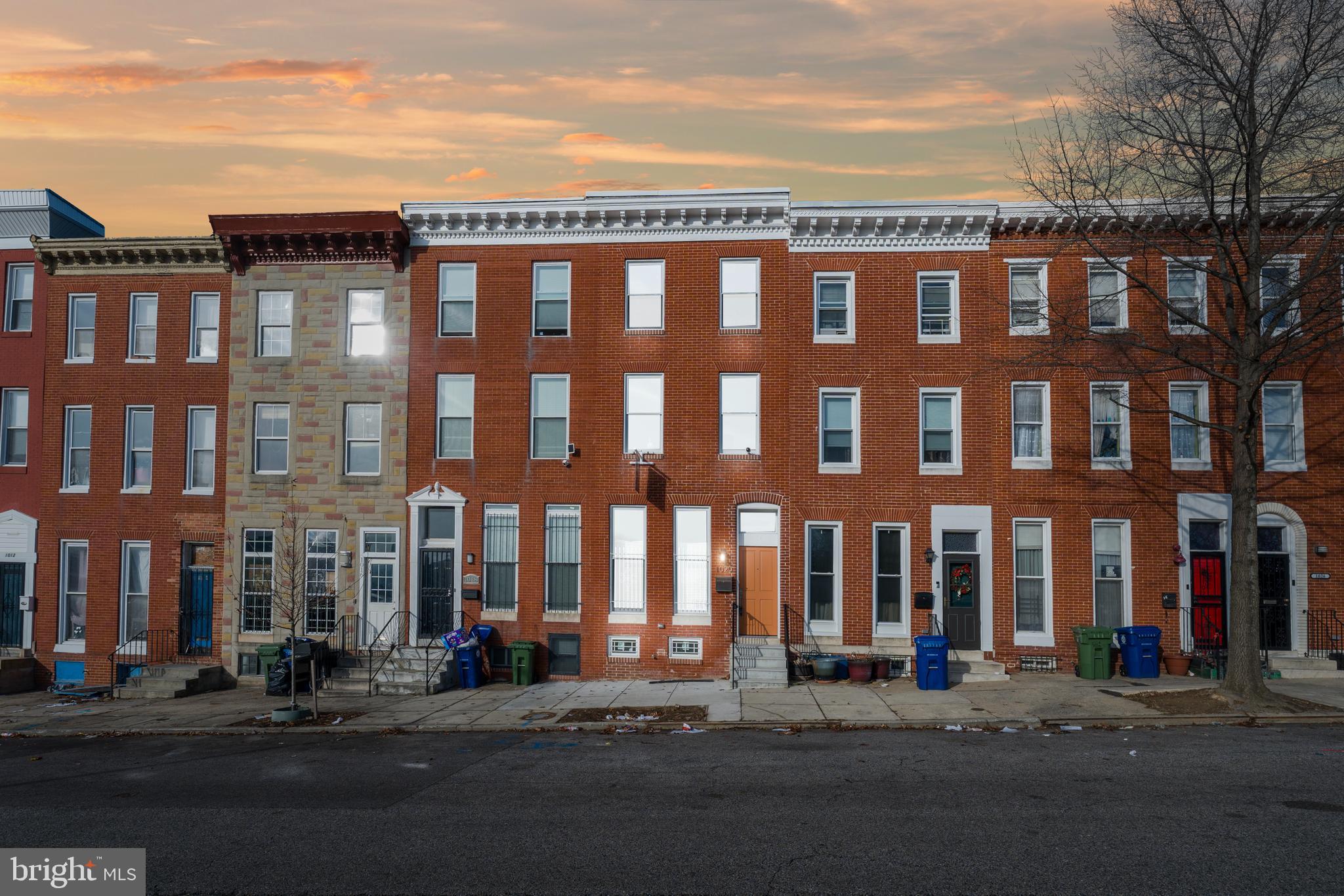 JOHNSTON SQUARE - Residential