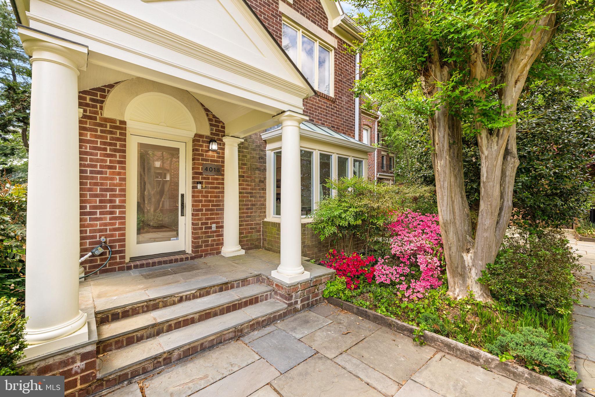 4018 CHANCERY COURT NW