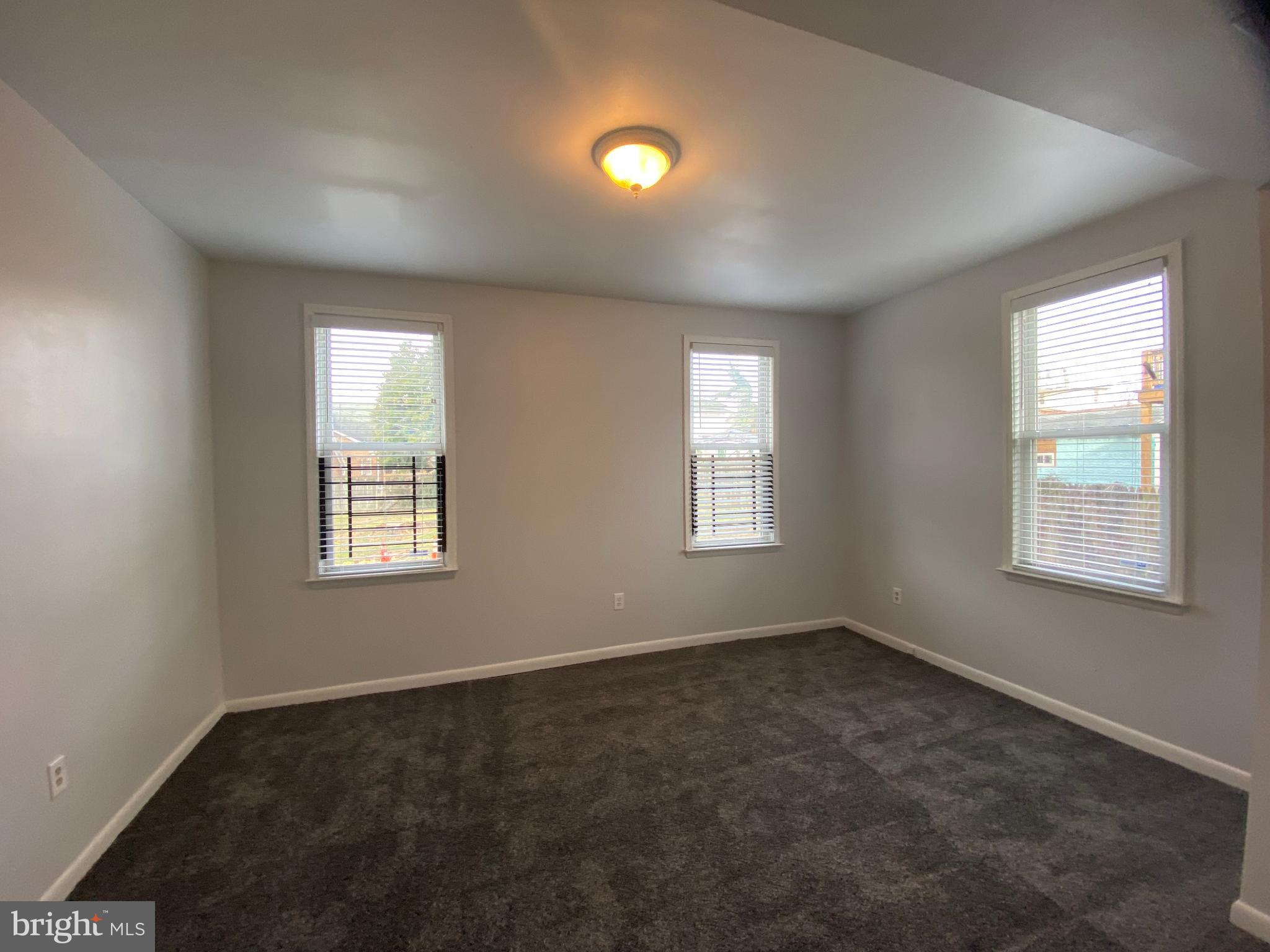 DORCHESTER - Residential Income