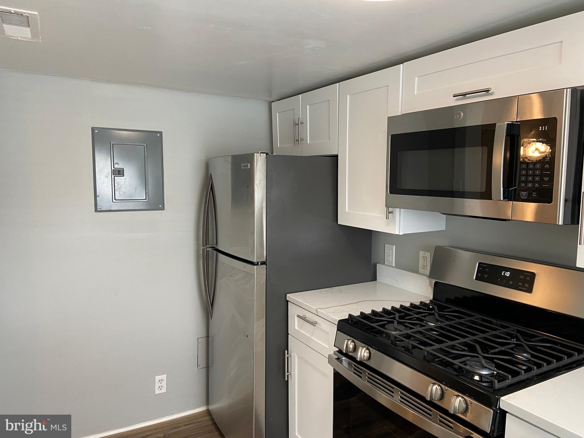 DORCHESTER - Residential Income