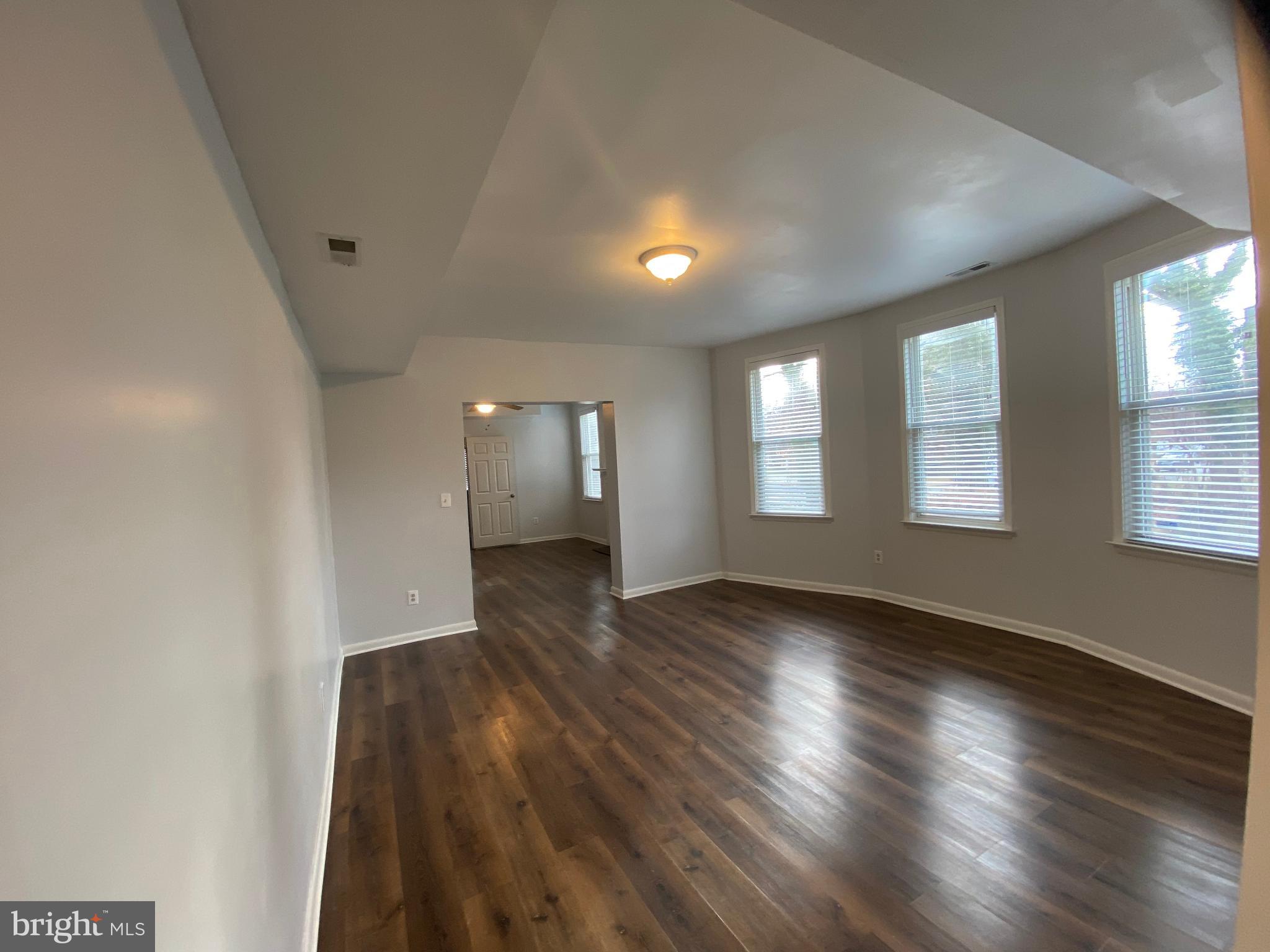 DORCHESTER - Residential Income