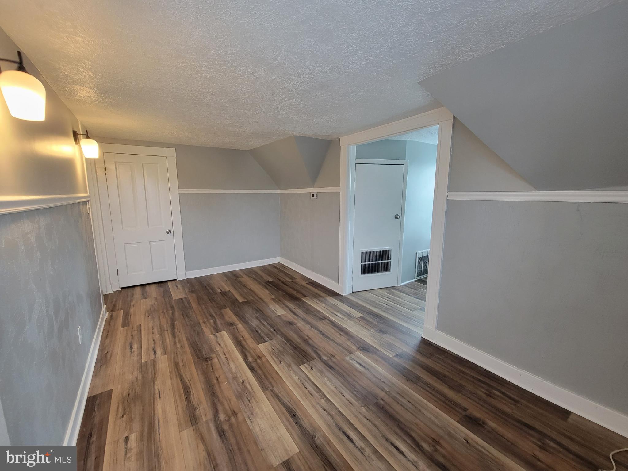 DORCHESTER - Residential Income