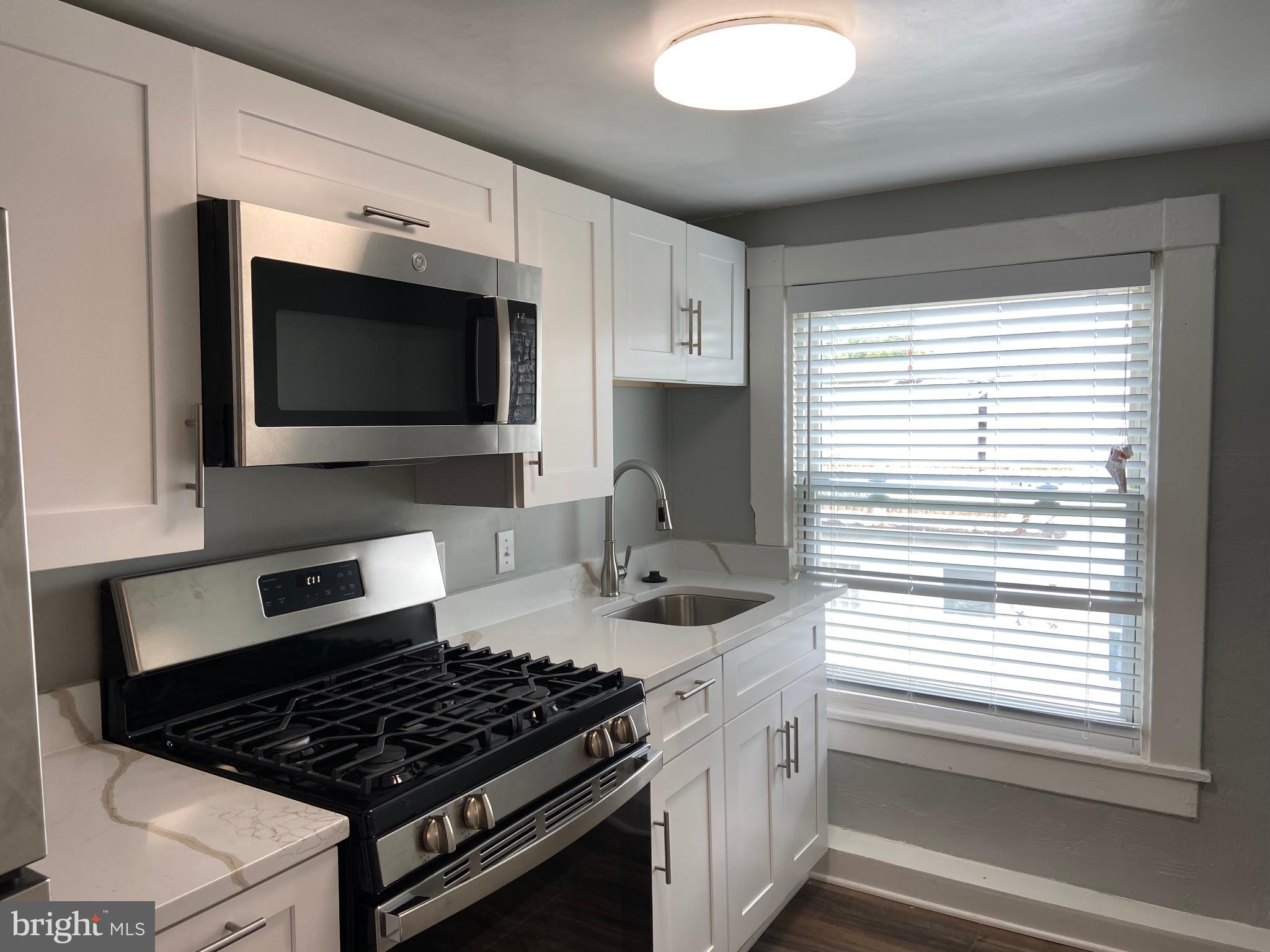 DORCHESTER - Residential Income