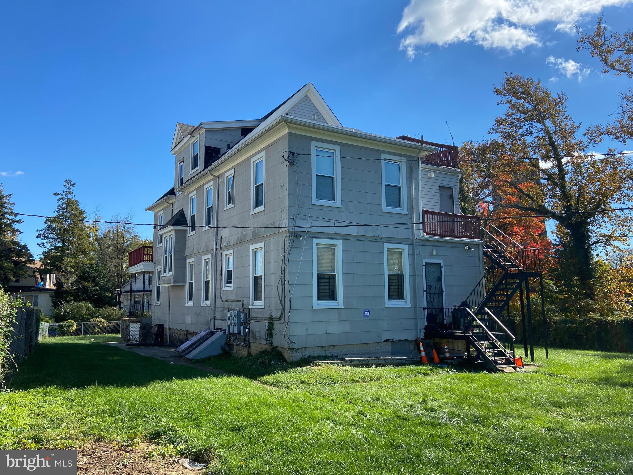 DORCHESTER - Residential Income