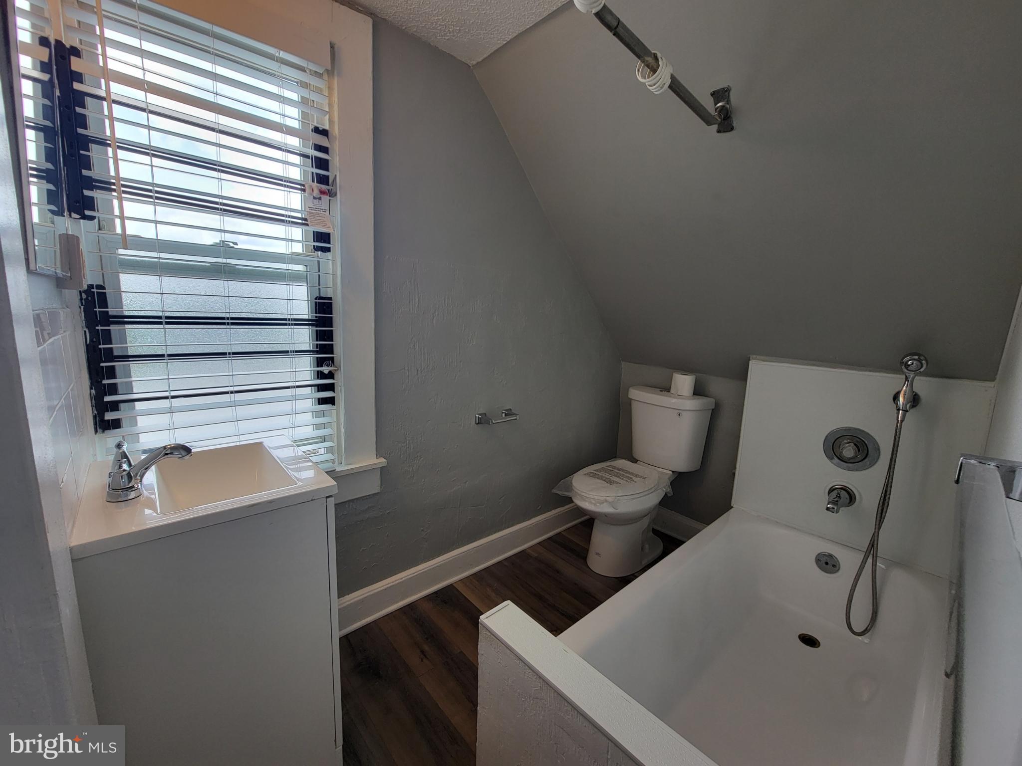 DORCHESTER - Residential Income