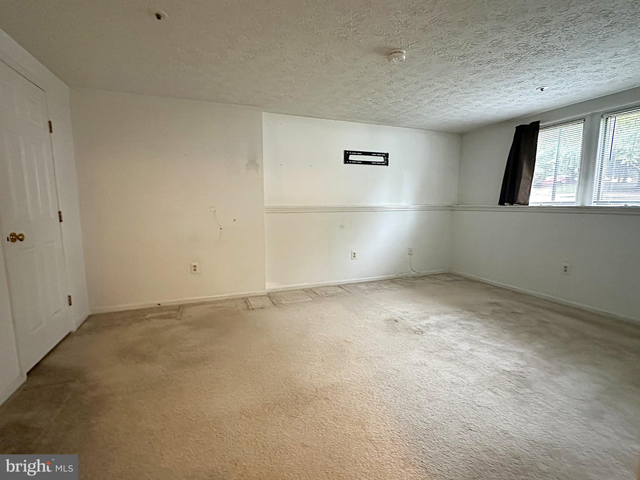 WOODBRIDGE - Residential