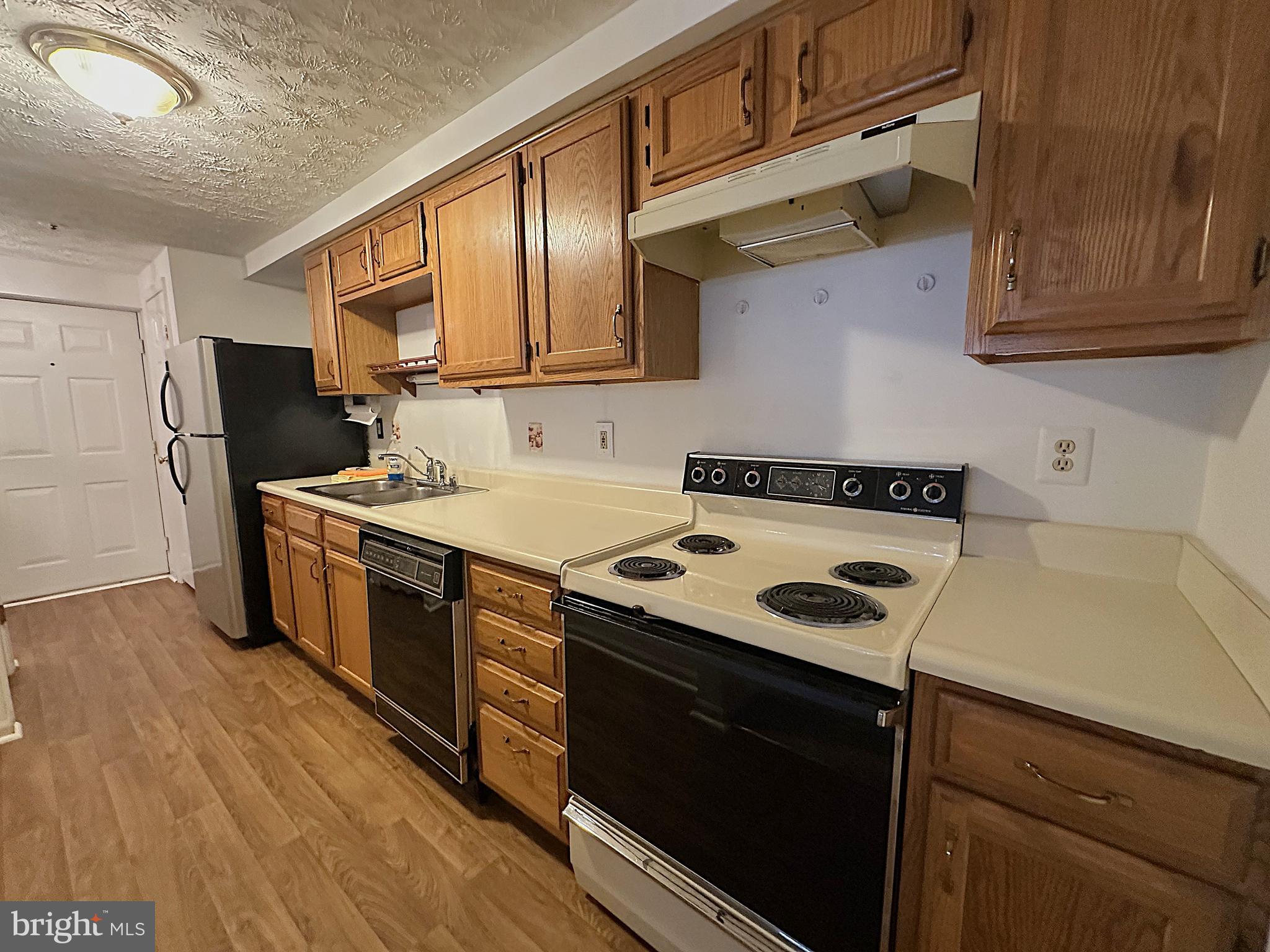 WOODBRIDGE - Residential