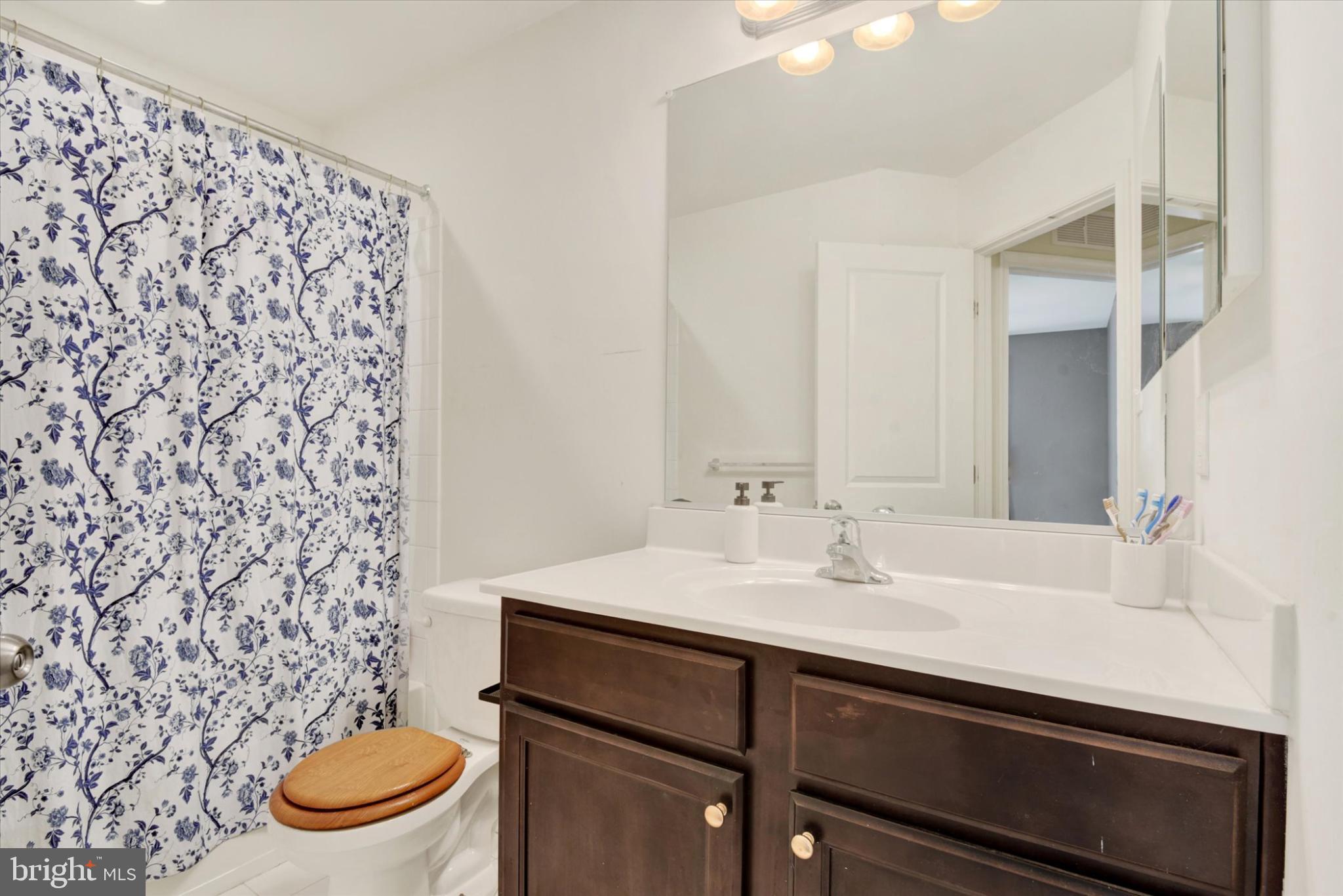 TUSCARORA CREEK - Residential