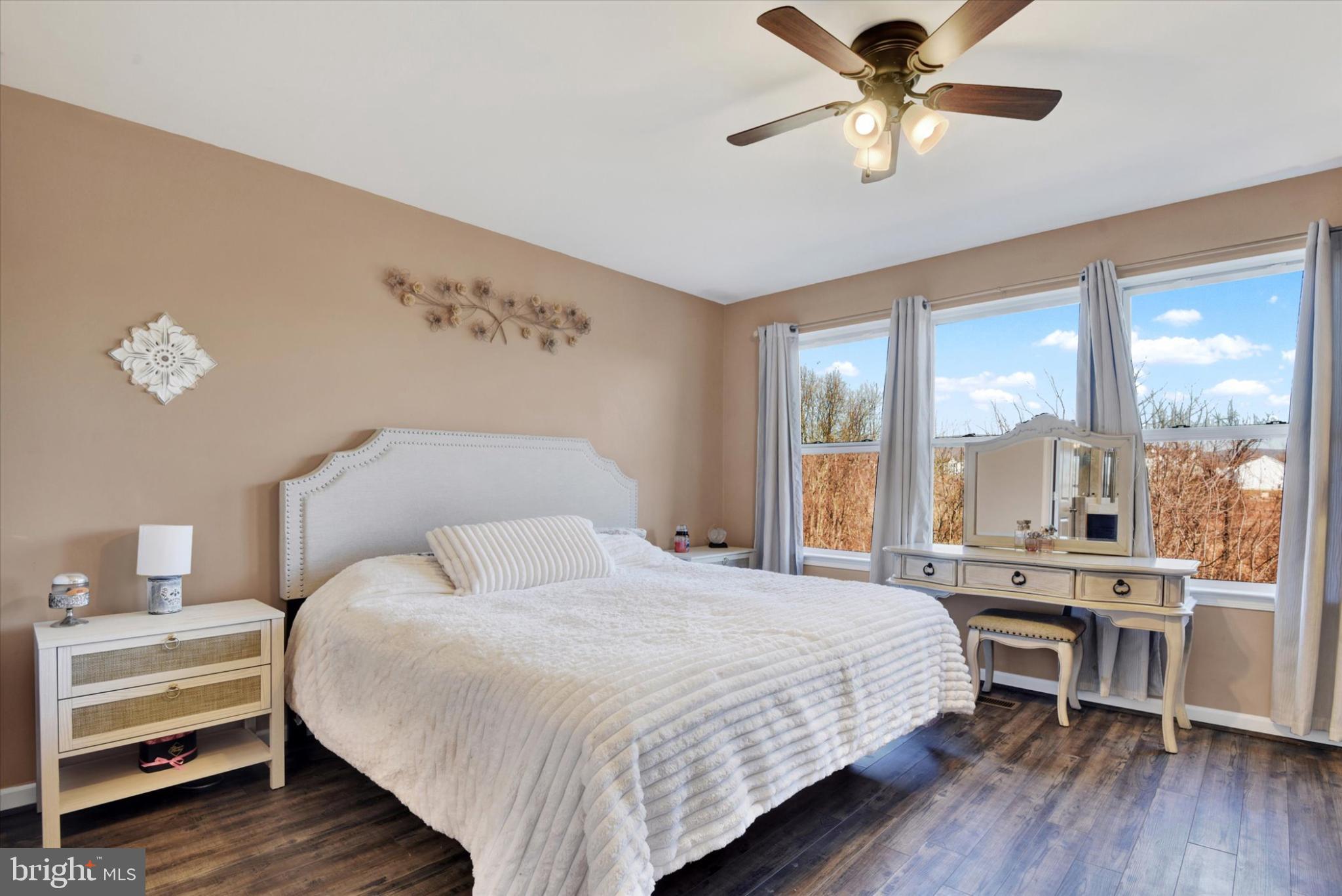 TUSCARORA CREEK - Residential