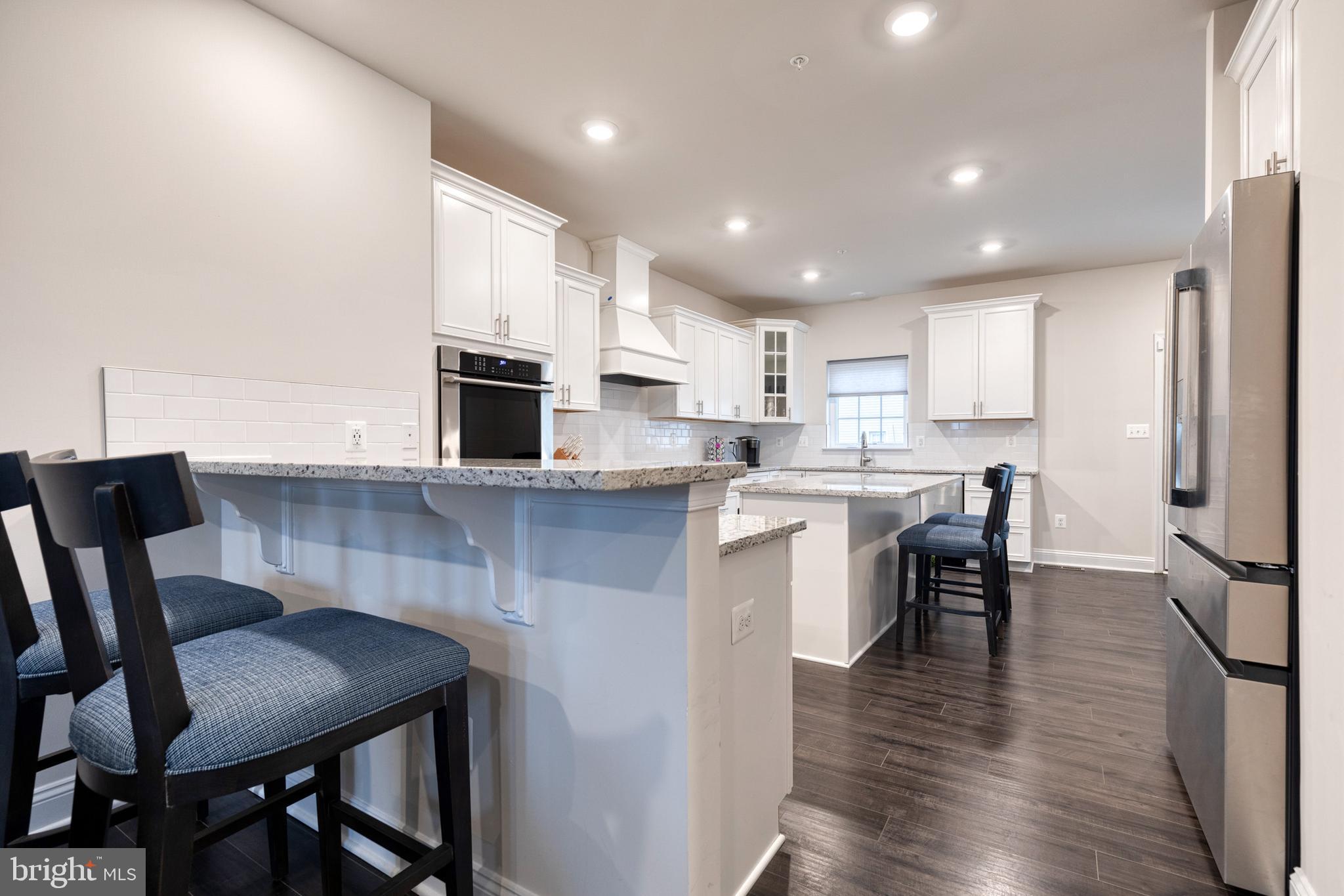 STRAWBRIDGE COMMONS - Residential