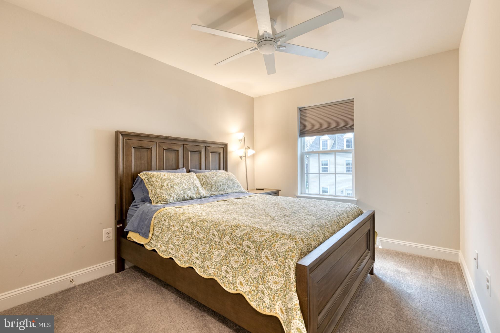 STRAWBRIDGE COMMONS - Residential