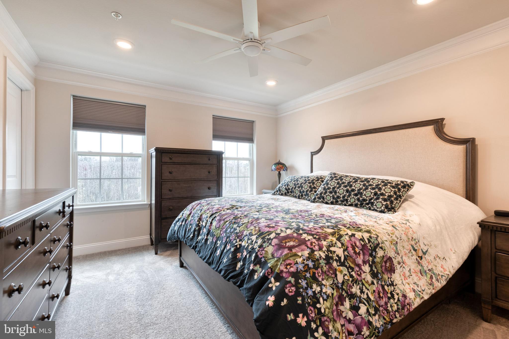 STRAWBRIDGE COMMONS - Residential