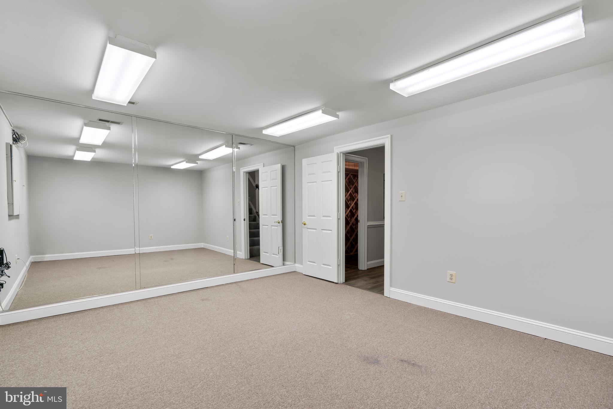 DUFIEF MILL - Residential