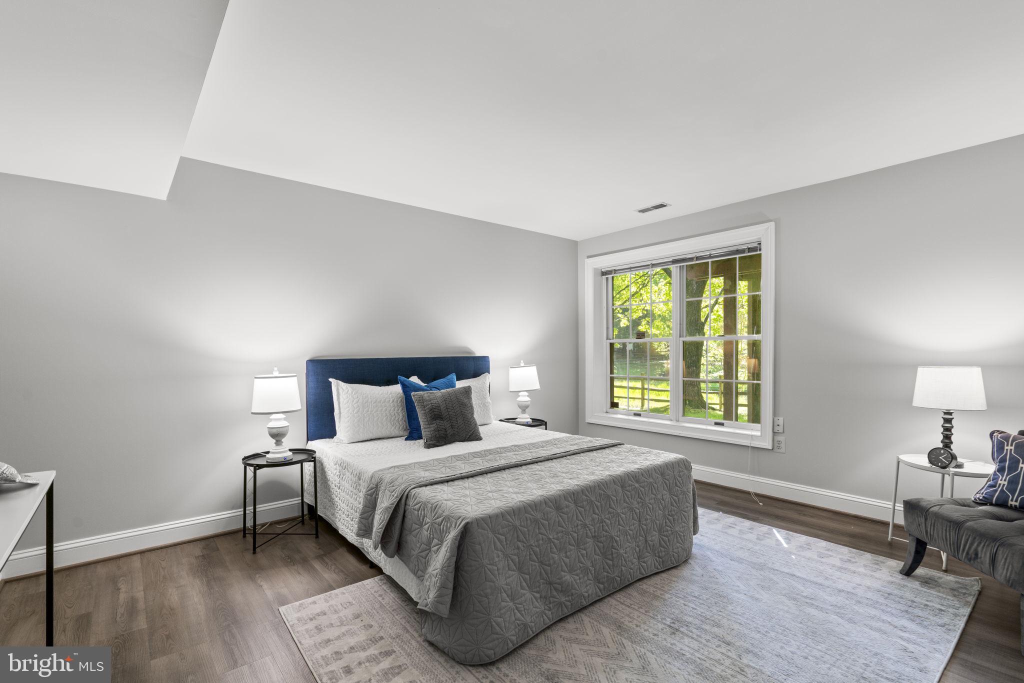 DUFIEF MILL - Residential