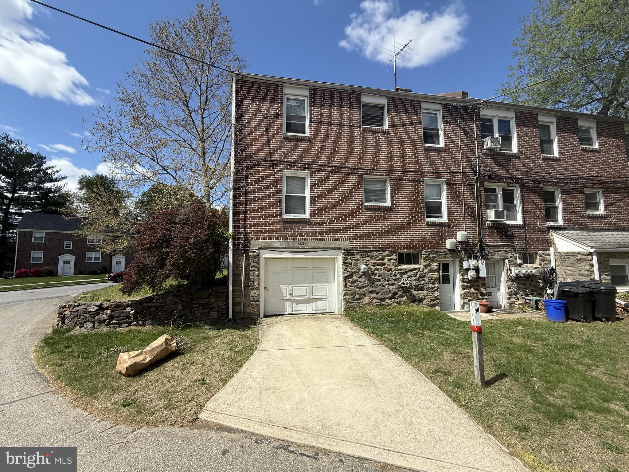 PILGRIM GDNS - Residential Income