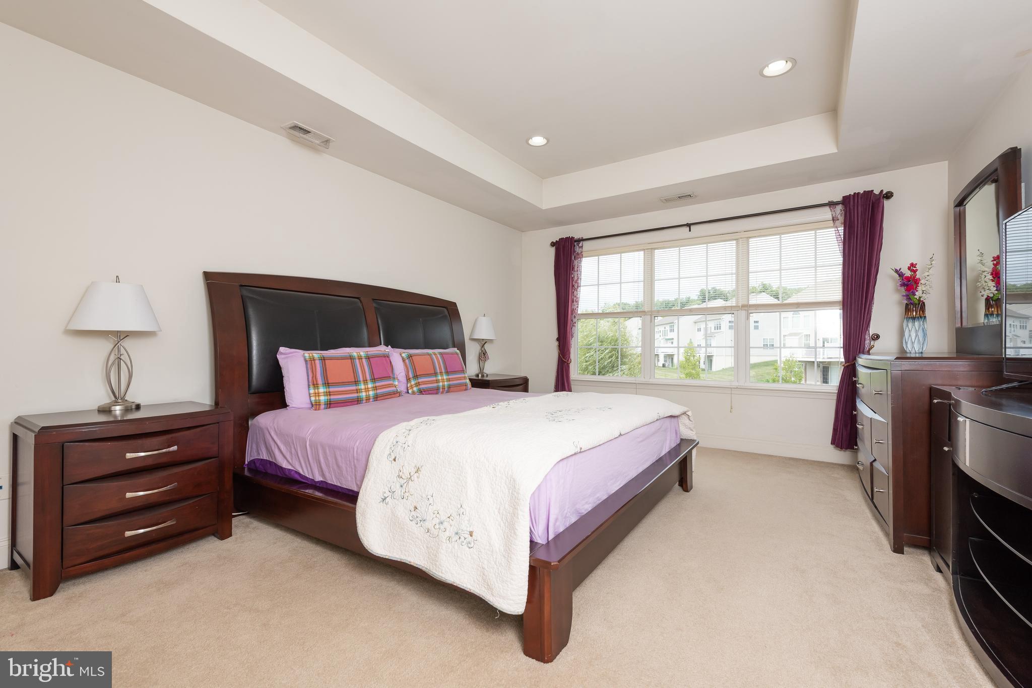 2604 ROCKLEDGE COURT
