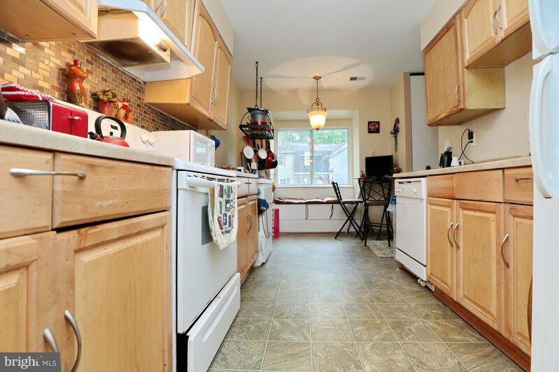 RYON WOODS SUB - Residential