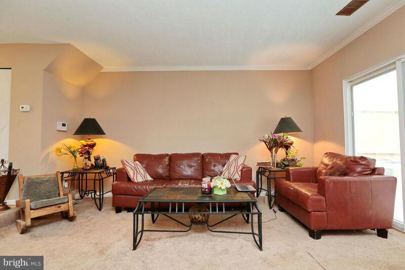 RYON WOODS SUB - Residential