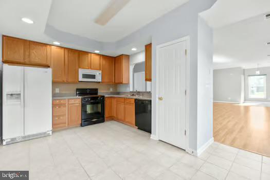 SALEM FIELDS - Residential