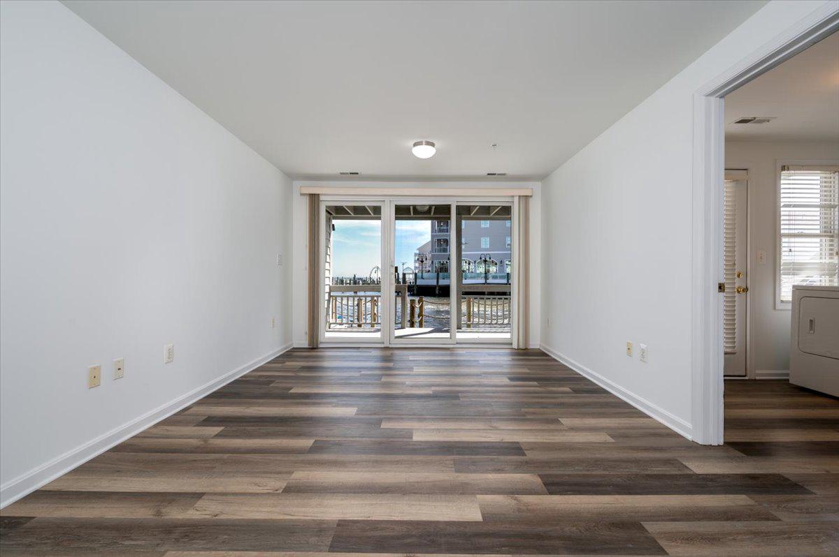 WINDWARD KEY - Residential