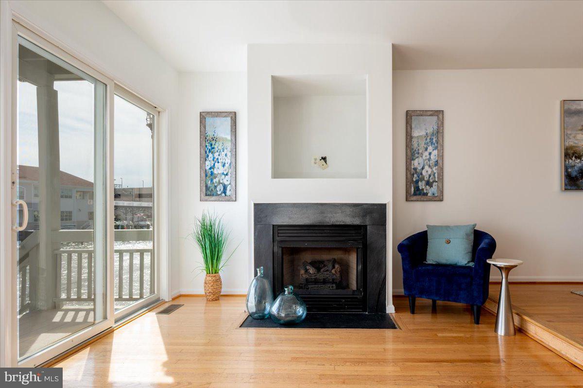 WINDWARD KEY - Residential