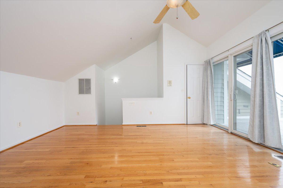 WINDWARD KEY - Residential