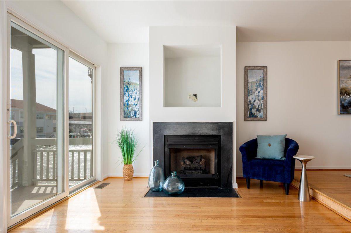 WINDWARD KEY - Residential