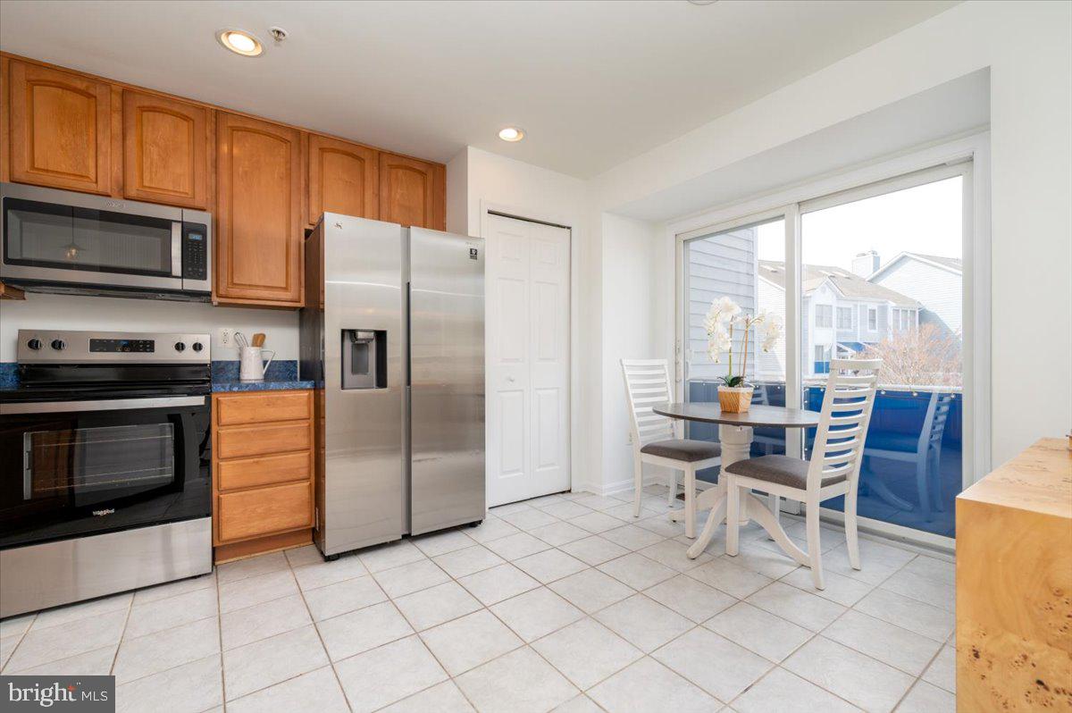 WINDWARD KEY - Residential