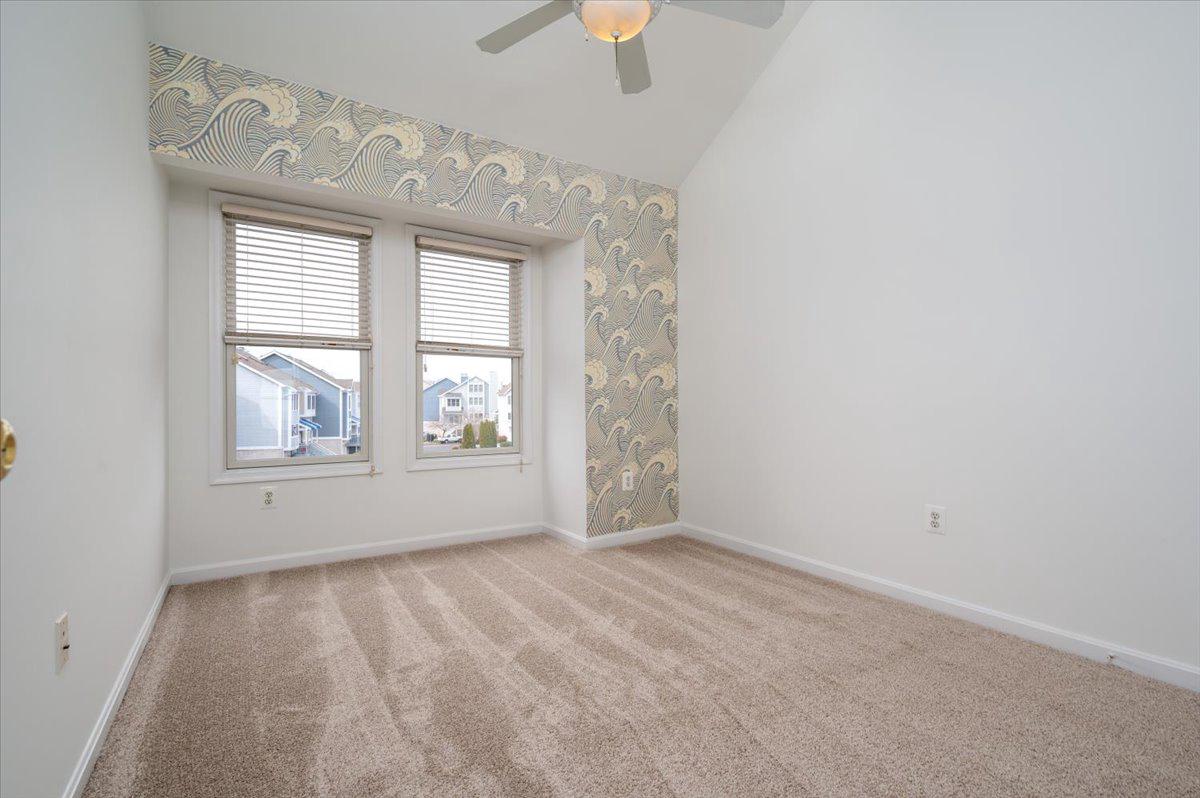 WINDWARD KEY - Residential