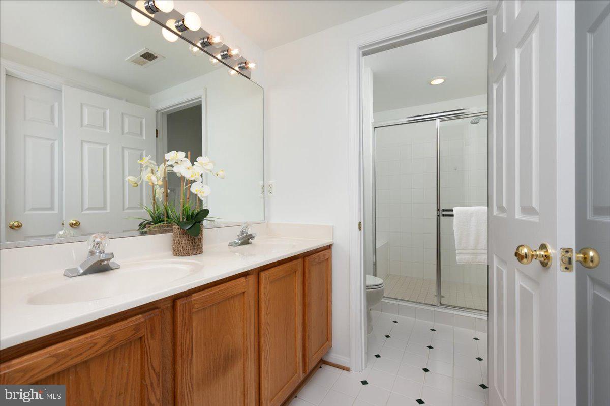 WINDWARD KEY - Residential