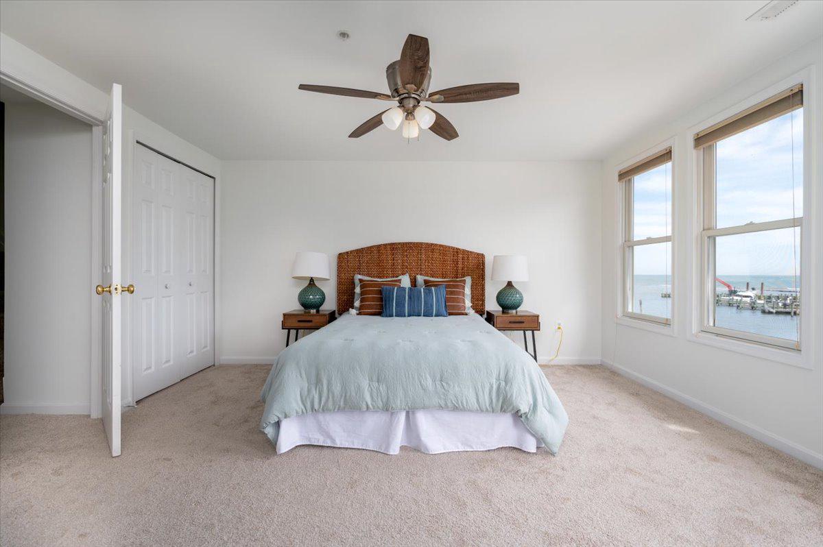 WINDWARD KEY - Residential