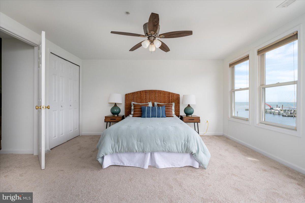 WINDWARD KEY - Residential