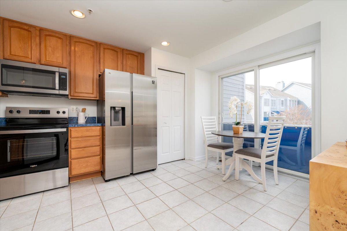 WINDWARD KEY - Residential