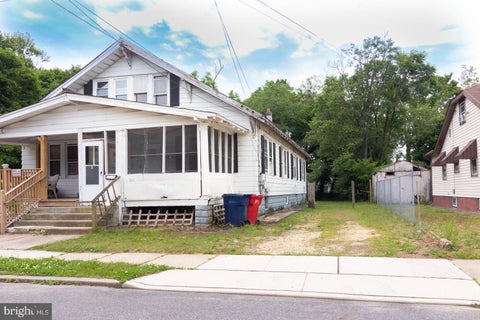 Townhouse For Sale - 100 Martin Luther King Jr Way<br/> BRIDGETON, NJ 08302
