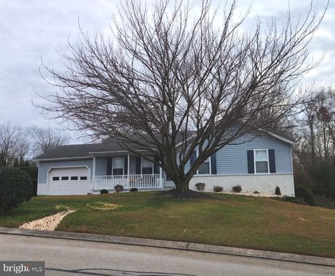 349 JASMINE DRIVE HANOVER PA 17331