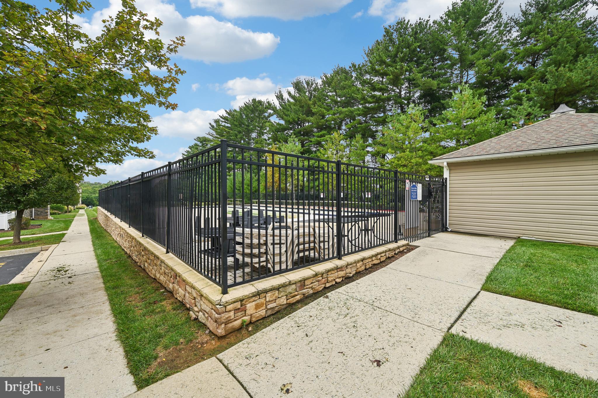 RESERVOIR RIDGE - Residential