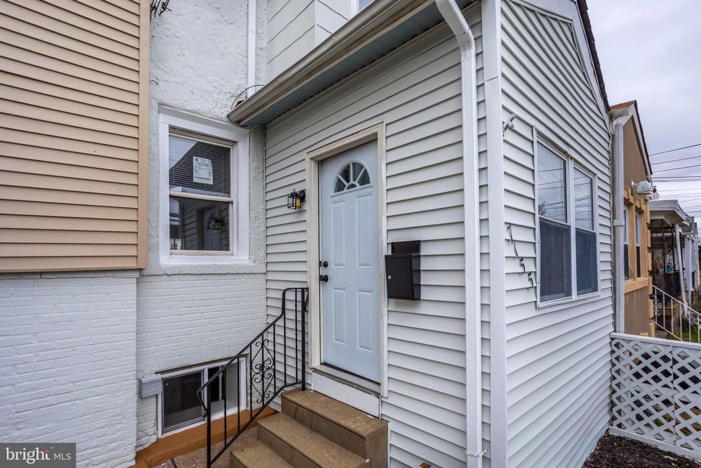 Photo of 7155 Radbourne Road, UPPER DARBY, PA 19082 (MLS # PADE2102214)