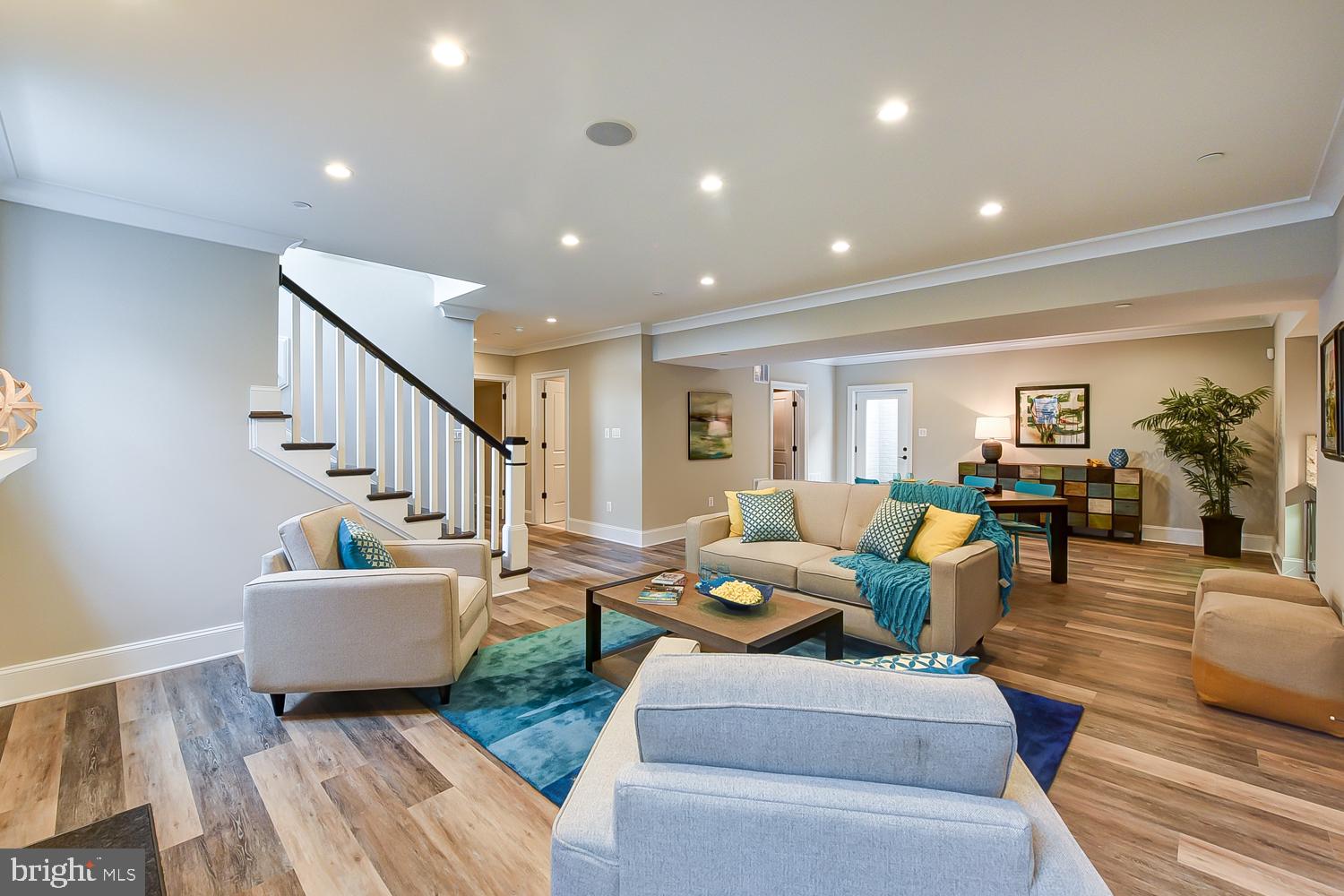 GLENBROOK VILLAGE - Residential