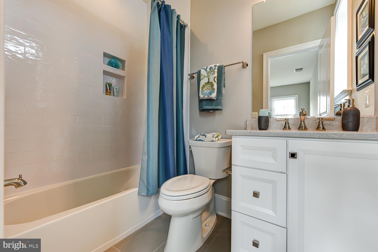 GLENBROOK VILLAGE - Residential