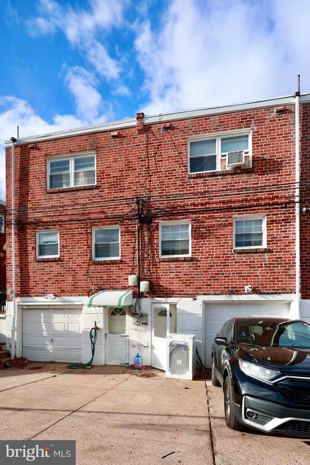 MAYFAIR (EAST) - Residential