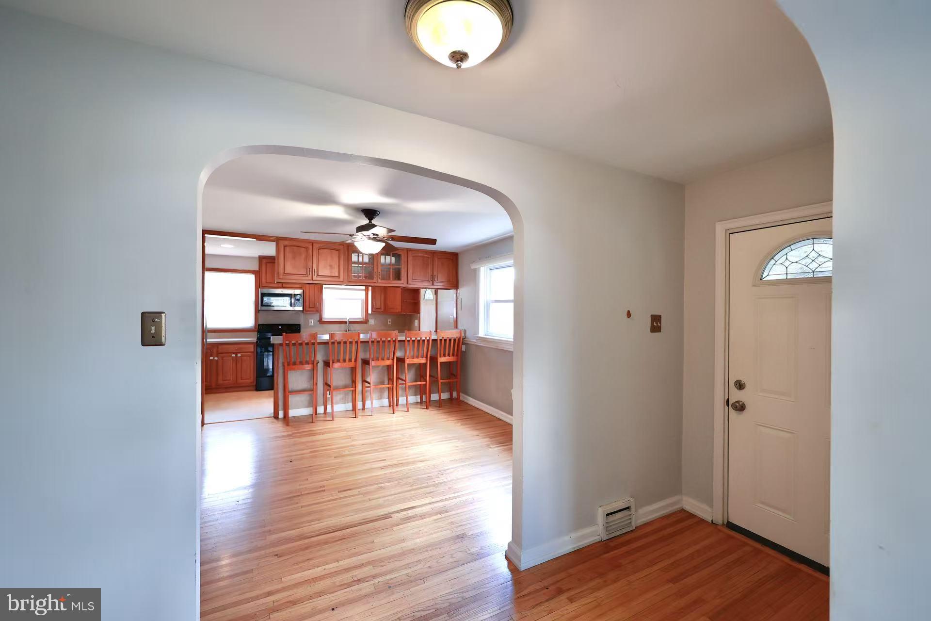 MAYFAIR (EAST) - Residential