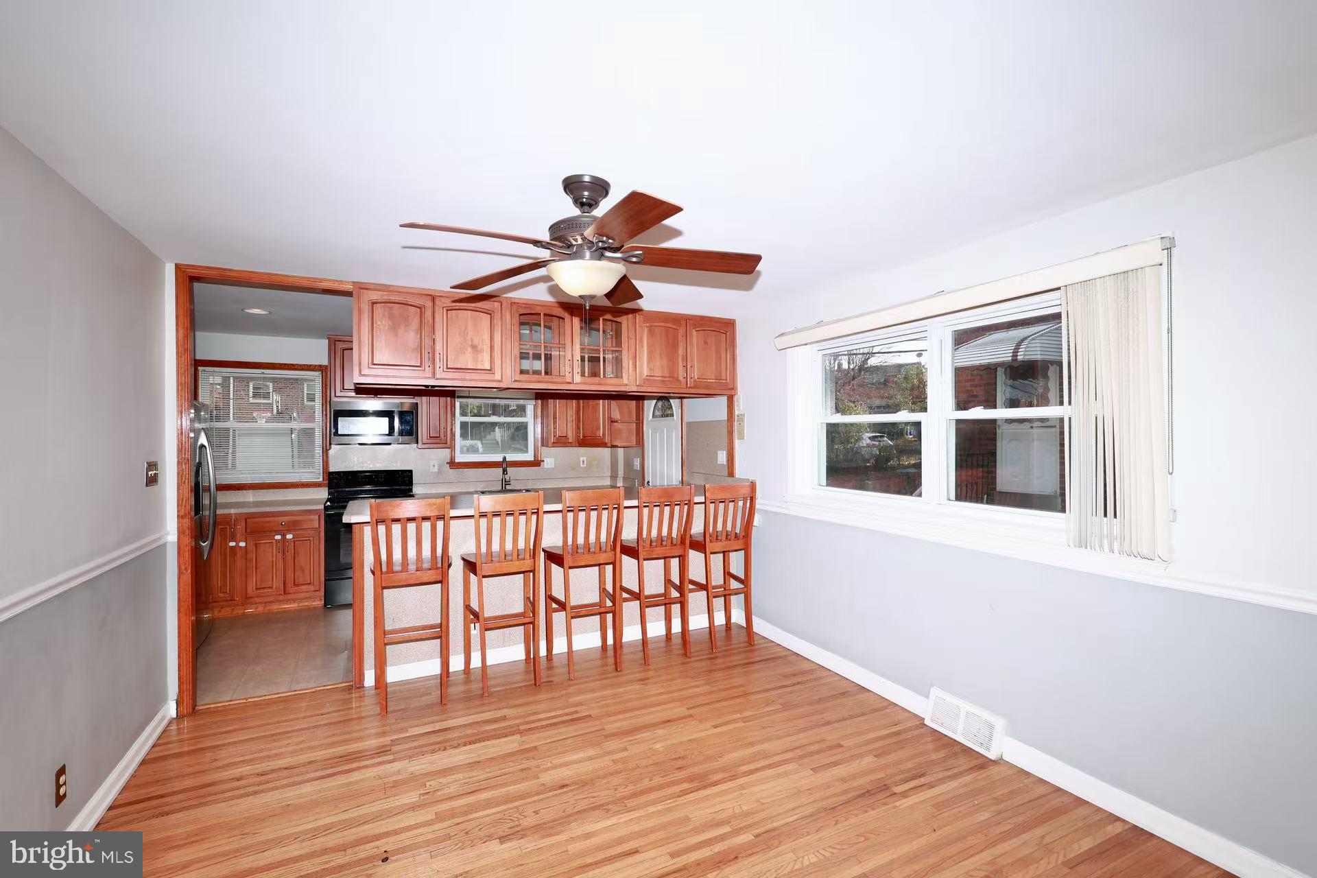 MAYFAIR (EAST) - Residential