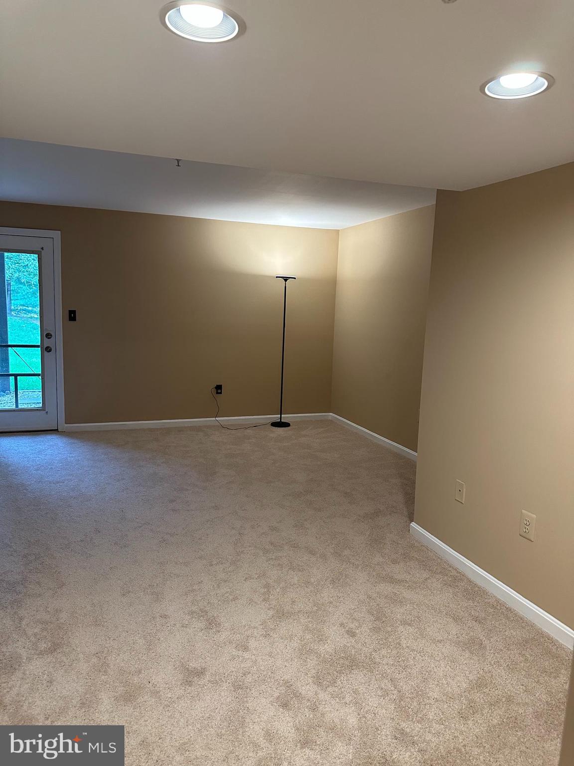 OWINGS MILLS NEW TOWN - Residential Lease