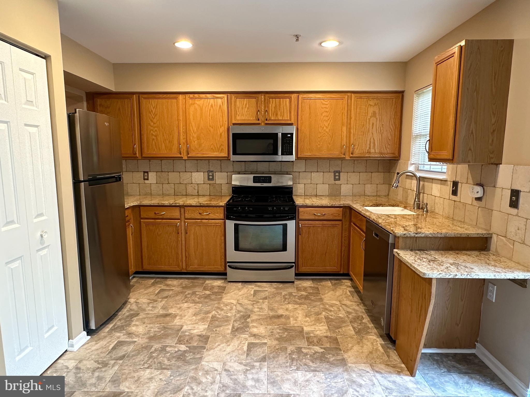 OWINGS MILLS NEW TOWN - Residential Lease