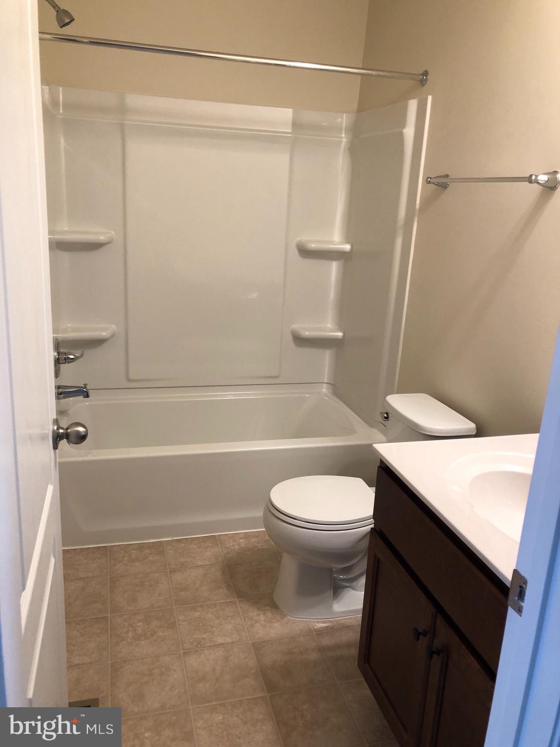 RIVERSIDE VILLAGES - Residential Lease