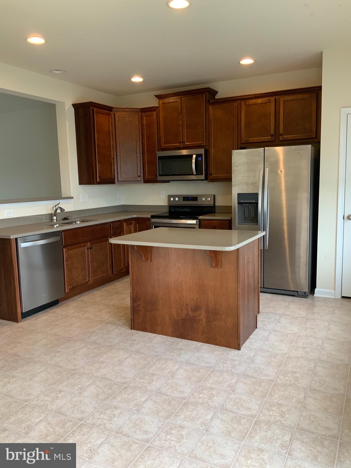 RIVERSIDE VILLAGES - Residential Lease