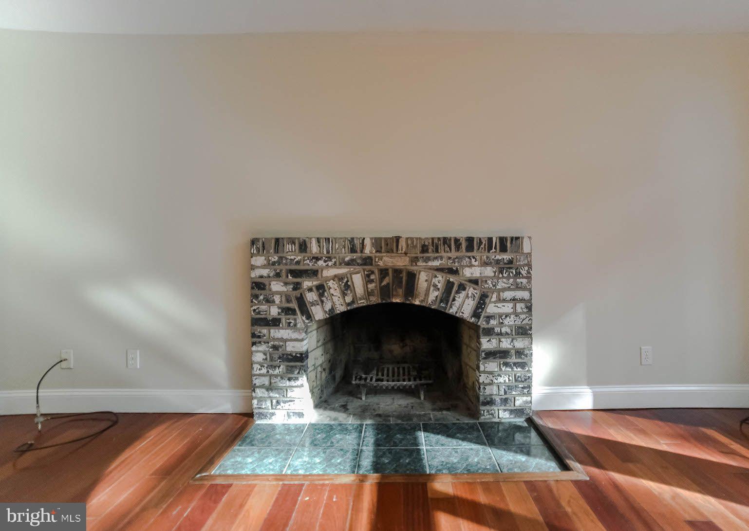 ESPERANZA FARMS - Residential